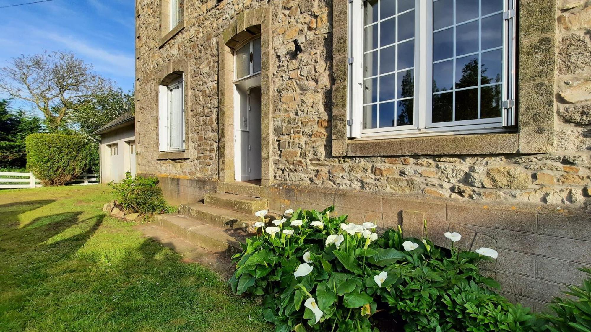 Jolie Maison De Campagne A 2Km De La Mer Plomodiern Esterno foto